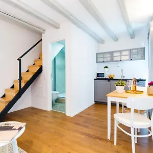 Cozy Montalbano By Irundo Appartement